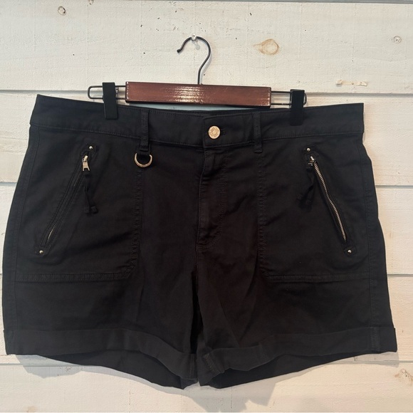 White House Black Market Black Cargo Shorts with Tailored Fit - Picture 4 of 15